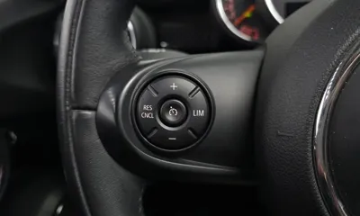 MINI Cooper 2016, 52848 км, за 7680.19 USD - фото 18