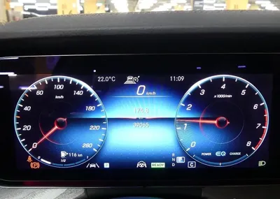 Mercedes-Benz E-Class 2022, 39000 км, за 28282.04 USD - фото 8