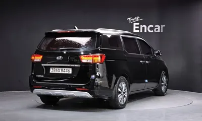 Kia Canival 2018, 169857 км, за 5139.22 USD