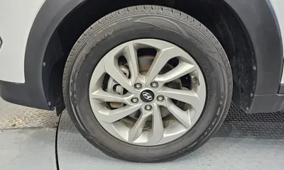 Hyundai Tucson 2017, 193376 км, за 6147.68 USD