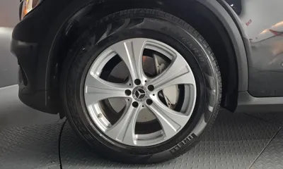 Mercedes-Benz GLC-Class 2017, 46690 км, за 17255.97 USD