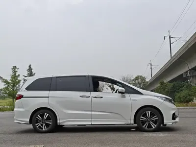 Honda Odyssey 2021, 100000 км, за 17436.39 USD