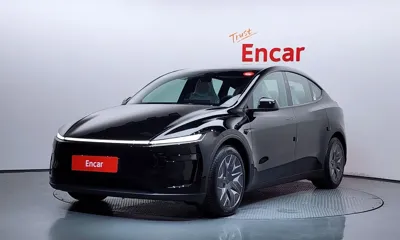 Tesla Model Y · 2026 год