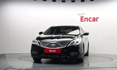 Hyundai Grandeur 2014, 197091 км, за 2276.87 USD