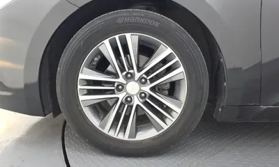 Hyundai Grandeur 2014, 197091 км, за 2276.87 USD