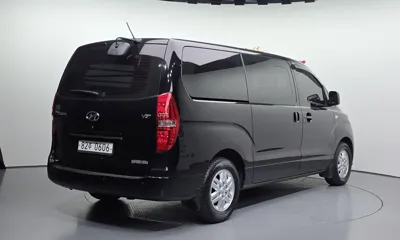 Hyundai Starex 2019, 82001 км, за 10181.29 USD