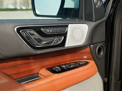 Lincoln Navigator 2021, 98000 км, за 50814.14 USD - фото 14