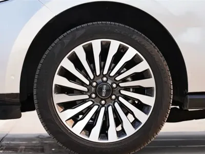 Lincoln Navigator 2021, 98000 км, за 50814.14 USD - фото 23