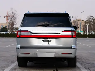 Lincoln Navigator 2021, 98000 км, за 50814.14 USD - фото 26