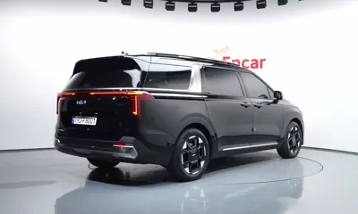 Kia Canival 2024, 48953 км, за 25677.69 USD