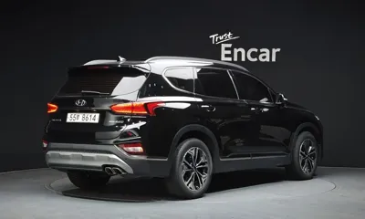 Hyundai Santafe 2019, 34621 км, за 15526.92 USD