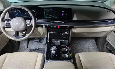 Kia Canival 2023, 58592 км, за 26924.58 USD - фото 7