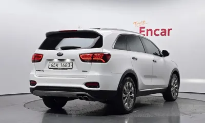 Kia Sorento 2018, 116029 км, за 12553.68 USD