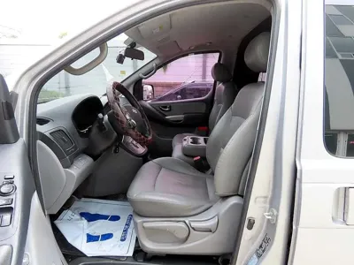 Hyundai Starex 2014, 142000 км, за 4493.06 USD