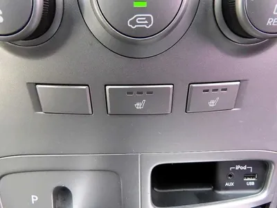 Hyundai Starex 2014, 142000 км, за 4493.06 USD - фото 14