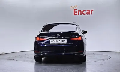 Lexus ES 2021, 53611 км, за 26652.79 USD
