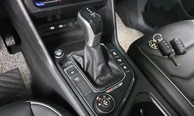 Volkswagen Tiguan 2023, 63259 км, за 40653.12 USD - фото 9