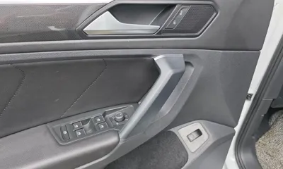 Volkswagen Tiguan 2023, 63259 км, за 40653.12 USD - фото 28