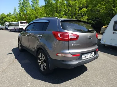 Kia Sportage 2011, 319000 км, за 1772.35 USD