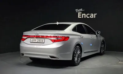 Hyundai Grandeur 2014, 141240 км, за 4138.2 USD