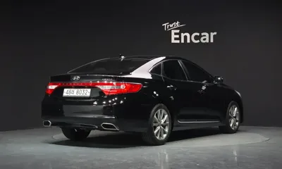 Hyundai Grandeur 2015, 124813 км, за 3577.94 USD