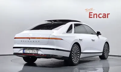 Hyundai Grandeur 2024, 17826 км, за 29680.08 USD
