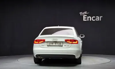 Audi A4 2015, 92991 км, за 3900.41 USD