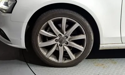 Audi A4 2015, 92991 км, за 3900.41 USD