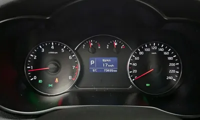 Kia Carens 2016, 73495 км, за 5543.44 USD - фото 8