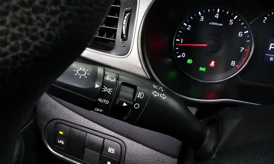 Kia Carens 2016, 73495 км, за 5543.44 USD - фото 17