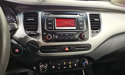 Kia Carens 2016, 73495 км, за 5543.44 USD - фото 19