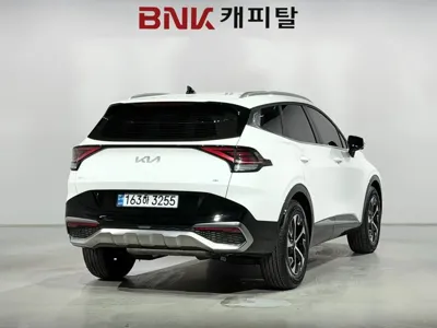 Kia Sportage 2024, 7648 км, за 6111.33 USD