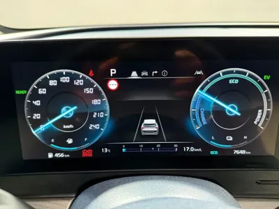 Kia Sportage 2024, 7648 км, за 6111.33 USD - фото 8