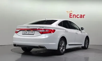 Hyundai Grandeur 2016, 108854 км, за 6700.5 USD