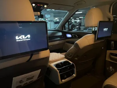 Kia Canival 2023, 31200 км, за 15468.99 USD - фото 19
