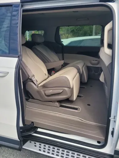 Kia Canival 2026, 2100 км, за 28554.55 USD