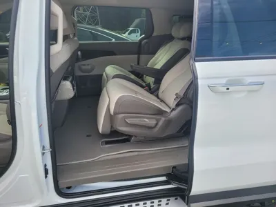 Kia Canival 2026, 2100 км, за 28554.55 USD - фото 7