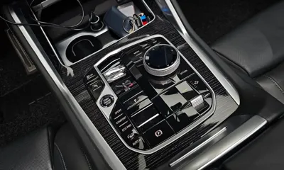 BMW X6 2024, 27907 км, за 64207.71 USD - фото 9