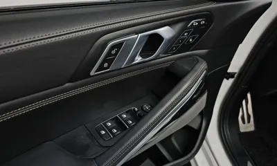 BMW X6 2024, 27907 км, за 64207.71 USD - фото 19