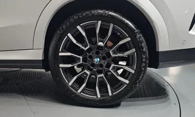 BMW X6 2024, 27907 км, за 64207.71 USD - фото 22