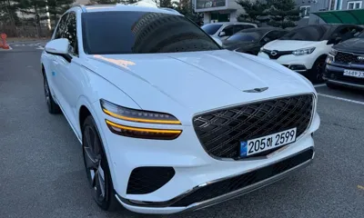 Genesis GV70 2025, 30000 км, за 27372.98 USD