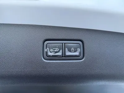Genesis GV70 2025, 30000 км, за 27372.98 USD - фото 16
