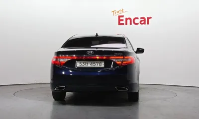 Hyundai Grandeur 2014, 259164 км, за 2637.5 USD