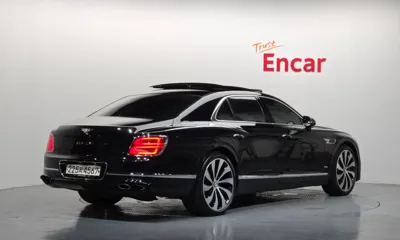 Bentley Flying Spur 2023, 30190 км, за 153094.54 USD