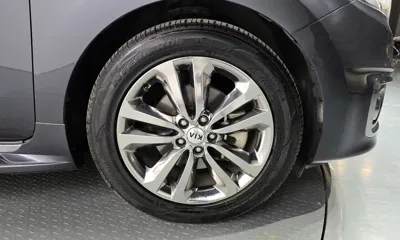 Kia Canival 2016, 170459 км, за 6371.52 USD
