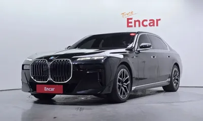 BMW 7-Series · 2024 год