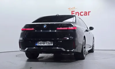 BMW 7-Series 2024, 14248 км, за 80456.07 USD