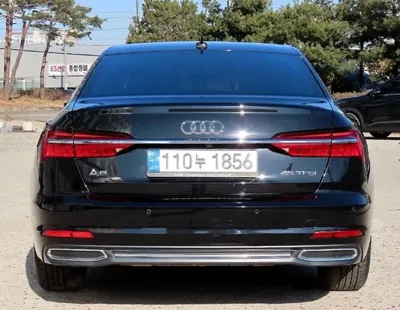 Audi A6 2021, 35600 км, за 18845.47 USD