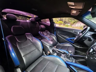 Hyundai Veloster 2017, 168854 км, за 4206.31 USD - фото 16
