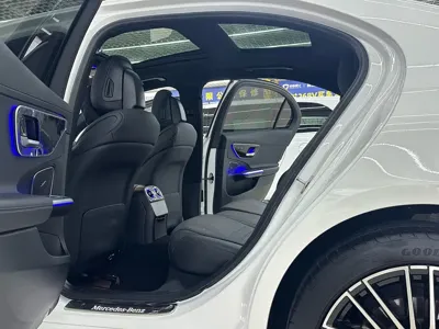 Mercedes-Benz C-Class 2024, 25000 км, за 30515.23 USD - фото 12